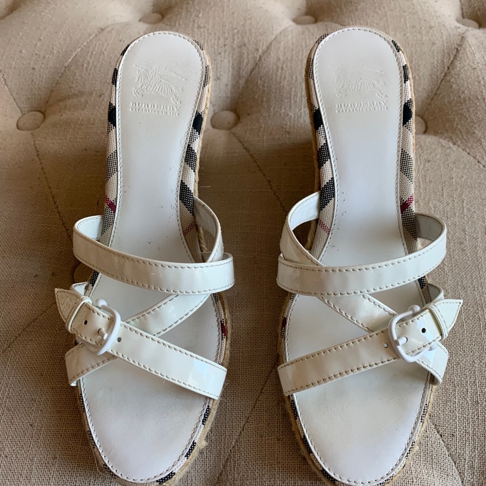 Authentic Burberry sandal.